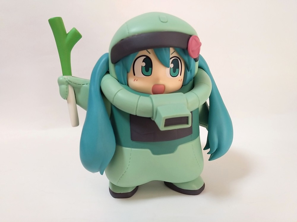 第114回：ガンダム45周年×初音ミク フィギュア ザクぐるみ [初音ミクVer.]